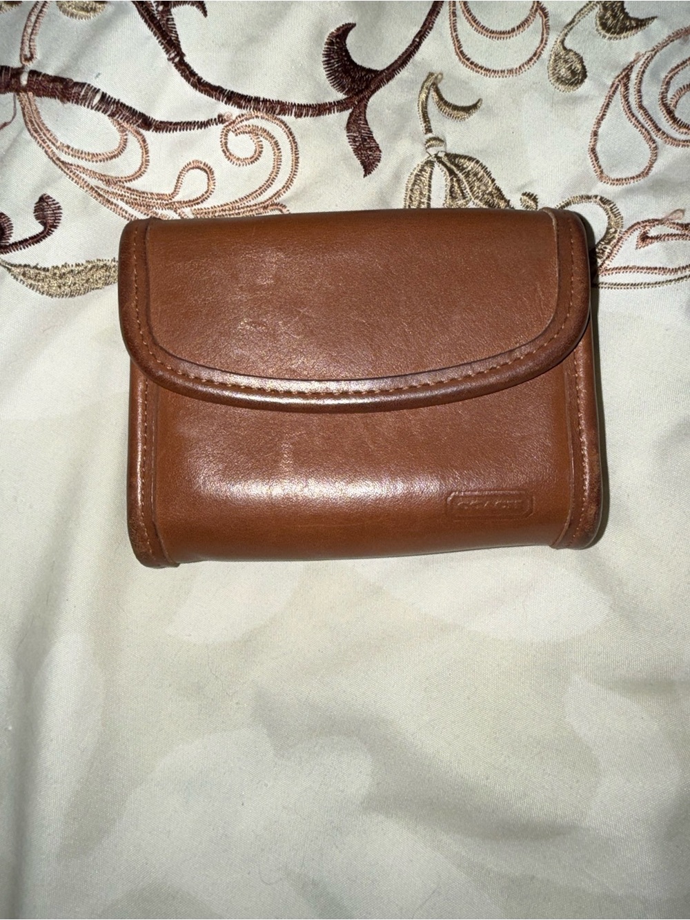 90’s Coach wallet Carmel leather